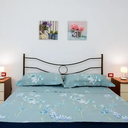 Daniela By Interhome