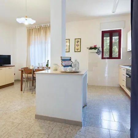 Daniela By Interhome Апартаменты Capilungo
